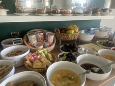 continental style breakfast